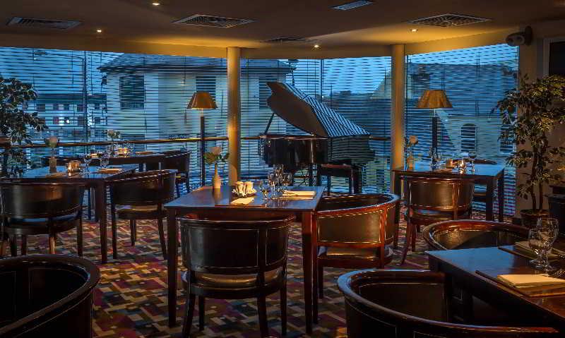 Mcgettigans Hotel Летеркени Екстериор снимка