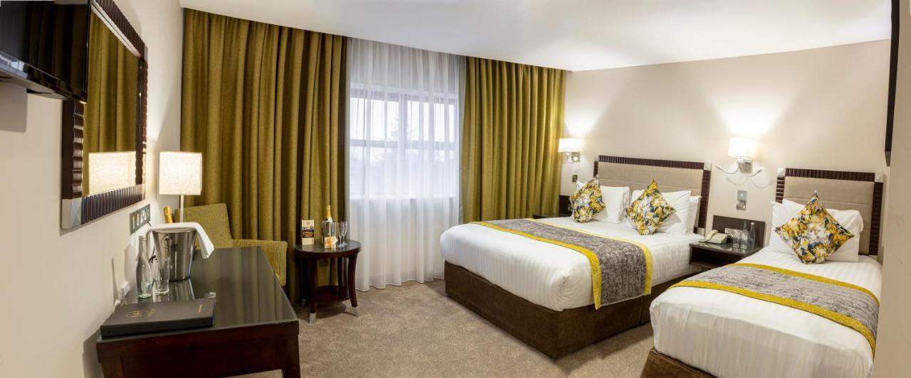 Mcgettigans Hotel Летеркени Екстериор снимка